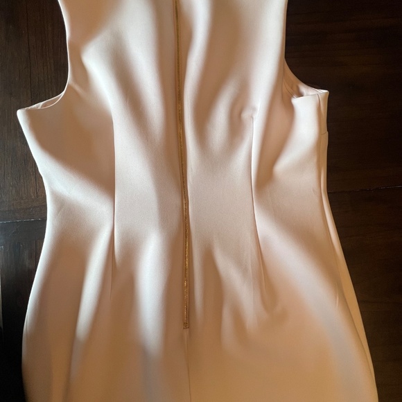 Calvin Klein Ruffle V-neck Sheath Blush Pink Dress,  Size 14 - Picture 4 of 13